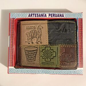 NEW Artesania Peruvian Genuine Leather Bi-Fold Wallet Embossed Handmade in Peru